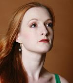 Gillian.04.16.06.077 square